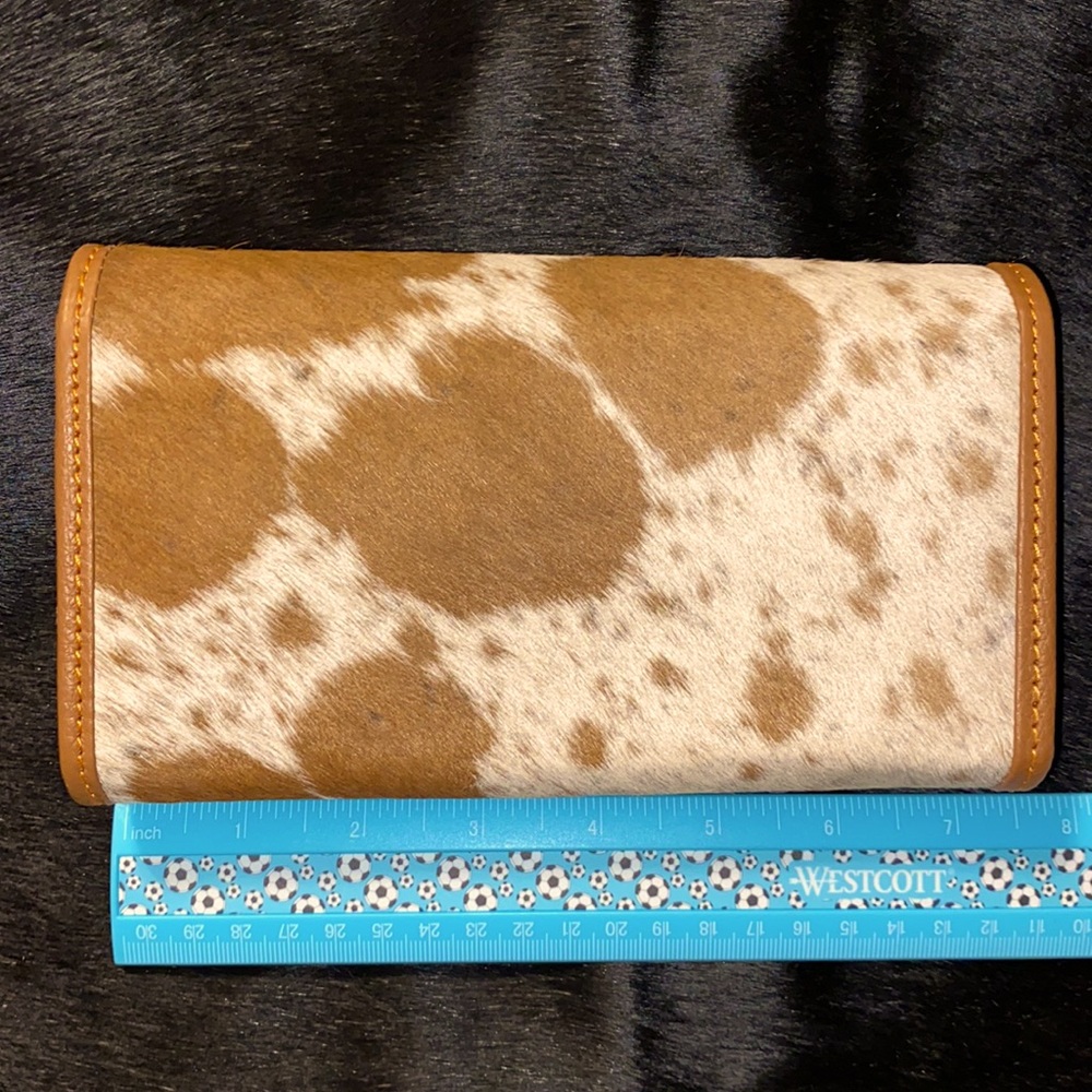 New Handmade 100% Real Cowhide Leather Ladies Wallet Hair On - Picture 2 of 7